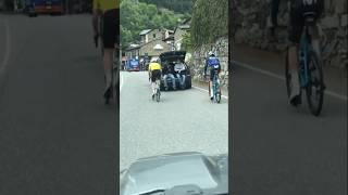 Esto es lo que tenemos que aguantar cada día en Andorra con los ciclistas de los 