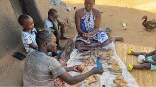 How African village women make money. // Typical Luo homestead