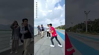 跑酷小坤坤吖】這個世界又少了一個樂於助人 熱愛生活的人#極限星計劃#極限星計劃#極限運 動 #搞笑#熱門電視劇