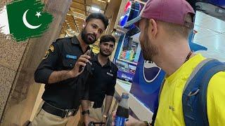 How They Treat Foreigners in Pakistan 