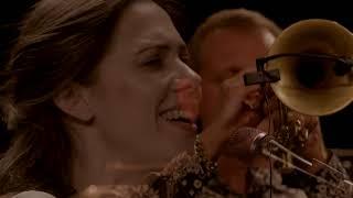 Jazzfest Bonn 2022: Olivia Trummer Trio ft. Kurt Rosenwinkel & Fabrizio Bosso – "Your Love Is Free"