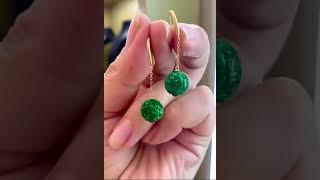 10mm满色辣绿翡翠圆珠耳环18k金 珠子油润度特别好 ｜$350美元｜#earrings #珠寶 #shorts