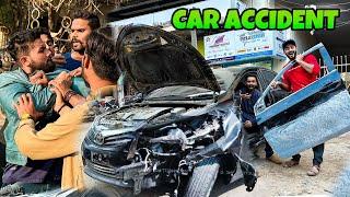 CAR K DOOR NIKAL GAE | CAR ACCIDENT PHADDA | MISHKAT KHAN