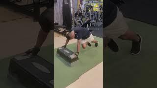 How to Do Mountain Climbers | The Right Way #fatloss #cardio #mountainclimbers #hiitworkout #shorts