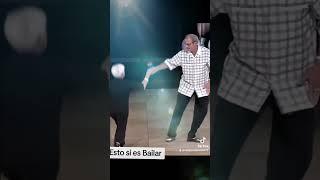 Asi se Baila.