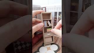 Miniature Furnitures staging Rolife Cozy Living Lounge - Robotime Super Creator DIY dollhouse