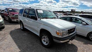 I'm Winning this MINT 98 Ford Explorer V8 AWD from IAA for $400!