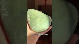 南齐的色料翡翠原石，这样的皮壳有没有敢尝试入手的？？？天然缅甸翡翠原石#中缅边境#翡翠原石直播#Jade#玉石#