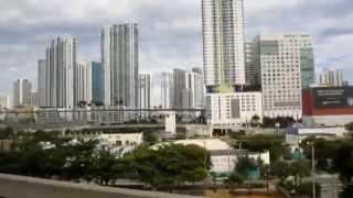 Views of Miami from the bus window. Майами. США.