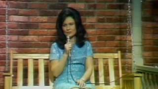 Loretta Lynn - I Still Miss Someone