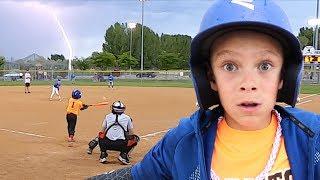 ️LIGHTNING STRIKES FIELD at Baseball Game ️ Giants vs Rangers