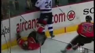 Matt Cooke levels Dion Phaneuf