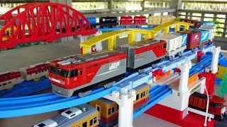 Plarail World  Japanese JR Trains & 10 Freight Trains, Elevated Crossing Course