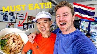 Friendliest Uncle Serves The Best Noodles In BANGKOK 