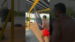 Buakaw Hard Kick!