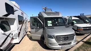 2022 Leisure Travel Unity U24IB Mercedes Chassis