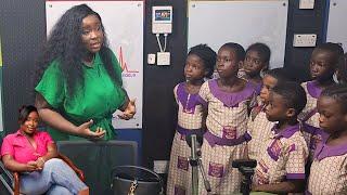 Wow! Beautiful School Kids Surprised Maame Serwaa On Their Excursion At Despite Media