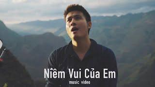 Niềm Vui Của Em // Chan La Cà (Hát Trên Mã Pì Lèng, Hà Giang)