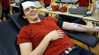 Scott Donates Blood | RED CROSS BLOOD DRIVE | Vlog 57