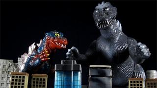 Godzilla 1955 Marmit Para Baby And Medicom Vinyl Wars Figure Review