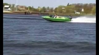 Sportboot Weser Grüner Blitz.wmv