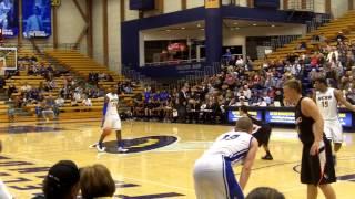 Big Al Williams dunk, 3-1-12