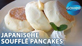 Locker luftig, wackelig & zum Anbeißen! Wir probieren "Luffy Pancakes" | Galileo | ProSieben