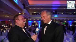 Gerhard Delling - TV Sport-Journalist - Herrlicher Experten-Talk beim BLAUEN BALL 2024