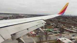 Southwest Airlines Boeing 737-700 landing at Chicago-Midway (MDW)