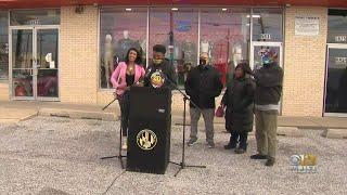 Mayor Scott Helps Kick Off Small Business Saturday In Baltimore