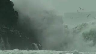 The most dangerous waves in the world