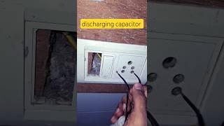 discharging capacitor| oscillations jee| LC oscillations electric magnetic energy  @GyanFreedom
