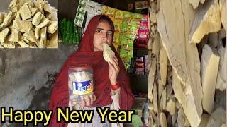 2025 Happy New Year | Main Dukan Main Multani Kesy Save Krti Hon | Village Vlog.