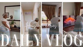 Housewife Diaries Episode 7||Clean With Me||Homemaking#housewife blog ife