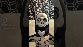 A message from #littlebonehead #oneyplays #Whacky Puppet