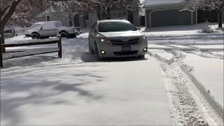 Toyota Venza (AWD) on snow (Really small clip going up and down my driveway)