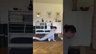Behind the scenes - morning yoga stretches | KatYoga