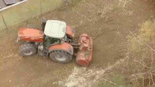 Der Forstexperte – Forstmulchen Massey Ferguson 8690 und AHWI Forstmulcher mit Videodrohne gefilmt