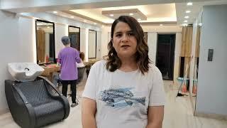 21 Yıldır Kadınları Güzelleştiriyor: Gediz'in Güzellik Simgesi Pınar Şentürk