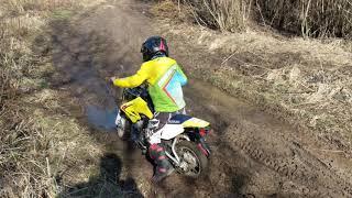 6 years old kid riding suzuki dr-z 70(4)