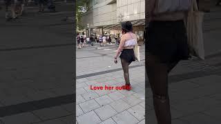 Love her Outfit in Munich #betashorts #highlights  #outfit #germany  #münchen