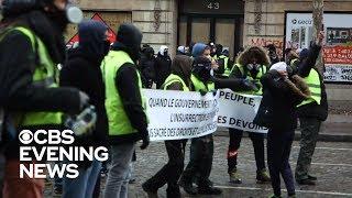 "Yellow vest" protests erupt for fifth week in Paris