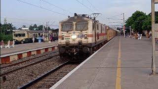 (LGD)WAP-7 (12603)MGR Chennai Central-Hyderabad Deccan Nampally Superfast Express Crossing at Minjur