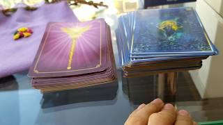 Diferencia entre un tarot y un oráculo, Cuál comprar primero?