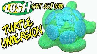 LUSH  TURTLE IMMERSION Giant Jelly Bath Bomb  DEMO & REVIEW Underwater View