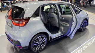 New HONDA JAZZ 2023 (FACELIFT) - practicality test & CRAZY magic seats demonstration