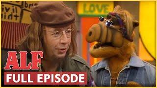 My Back Pages | ALF | FULL Episode: S3 Ep10