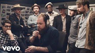 Nathaniel Rateliff & The Night Sweats - I Need Never Get Old (Music Video)