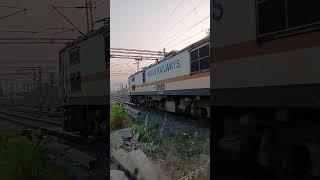 12358 Durgiyana Express Amritsar Jn to Kolkata