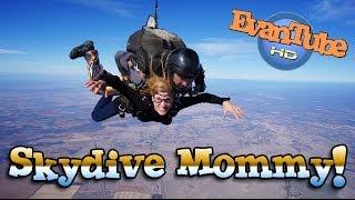 SKYDIVING PRANK SURPRISE - MommyTube jumps out of a plane at 13,000 feet!!!